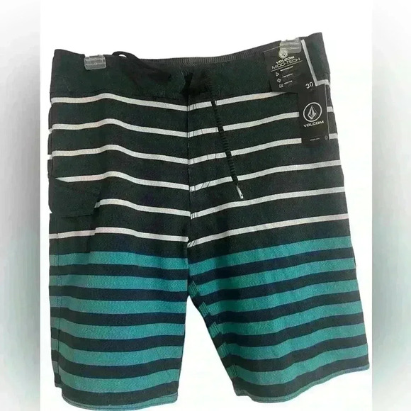 Volcom NWT Mod-Tech Board Shorts Size 30 - Picture 16 of 16